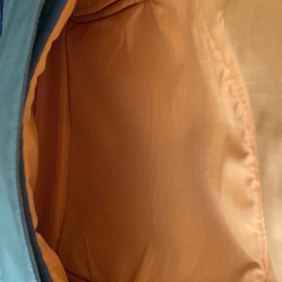 CRUMPLER The Skivvy Medium Size Olive Green Messenger Bag - Picture 6 of 7